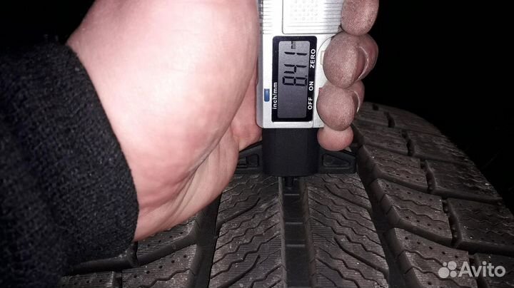 Michelin Latitude X-Ice 235/60 R17