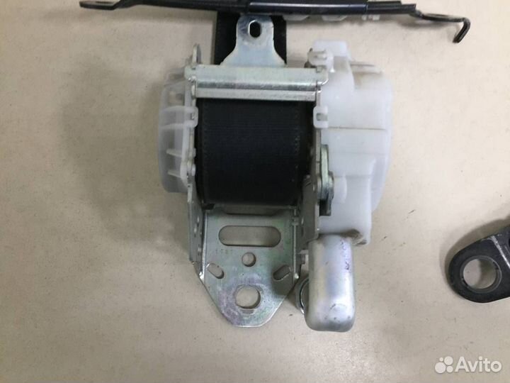 Ремень безопасности с пиропатроном Toyota Rav 4 A3