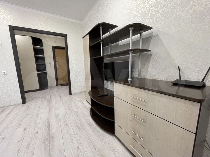 2-к. квартира, 56 м², 10/10 эт.