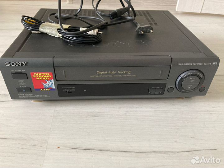 Видеомагнитофон Sony VHS