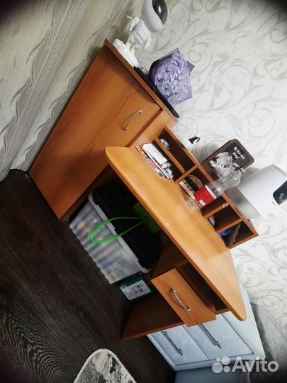 Компьютерный стол