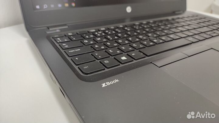 Ноутбук HP ZBook i7 6600/16/480 FHD