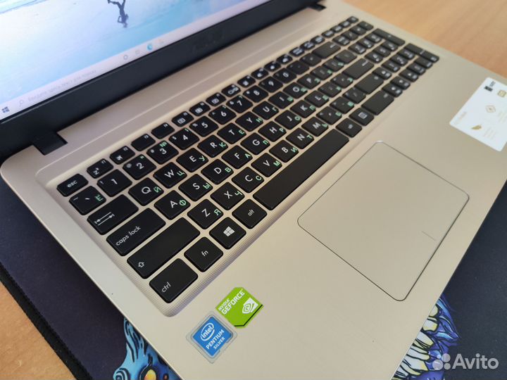 Игровой ноутбук Asus