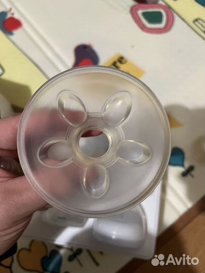 Молокоотсос ручной с бутылочкой Philips Natural