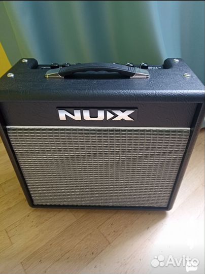 Комбоусилитель NUX mighty 20bt