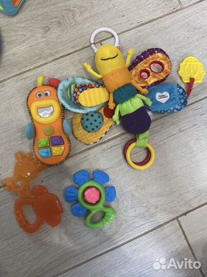 Развивающие игрушки пакетом