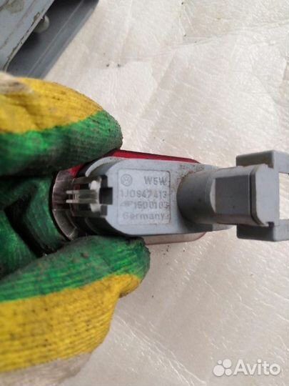 Плафон подсветки салона Volkswagen Touran 1 2004