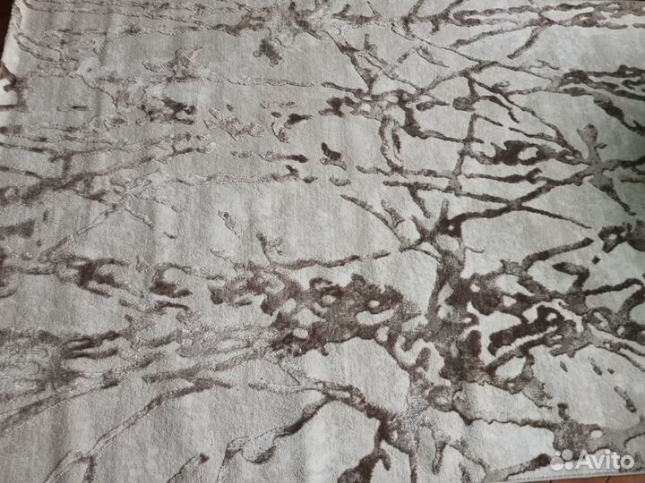 Ковер новый 1,6*2,3