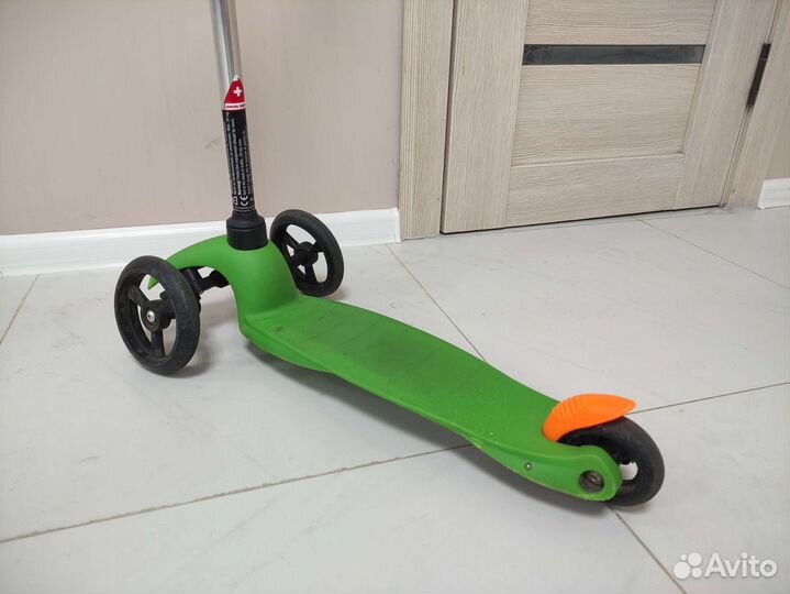 Трёхколёсный самокат Mini Micro (оригинал)