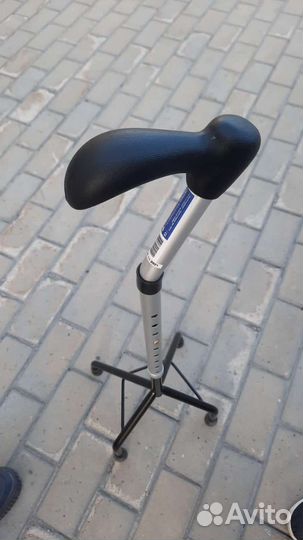 Трость четырехопорная