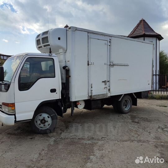 Isuzu Elf, 2002