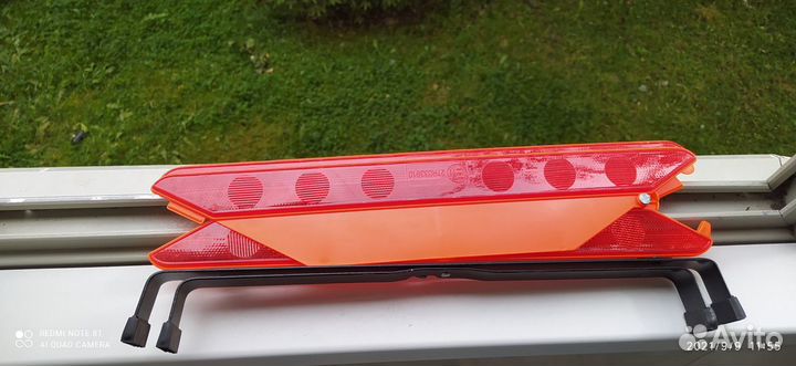 Новый знак аварийной остановки