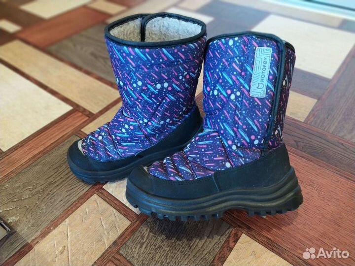 Обувь на девочку