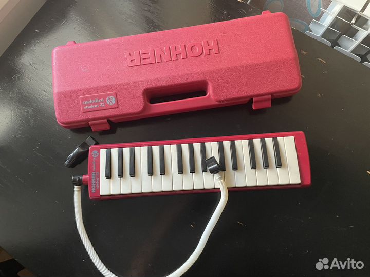 Мелодика Hohner Student 32 (красная)