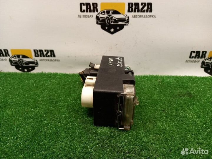 Блок управления вентилятором Ford Galaxy