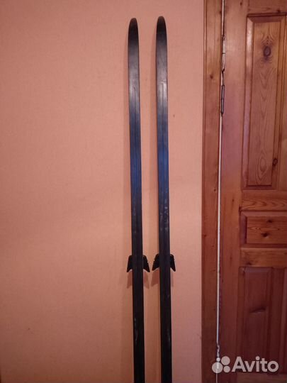 Лыжи 200см