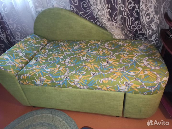 Детский диванчик раскладной бу