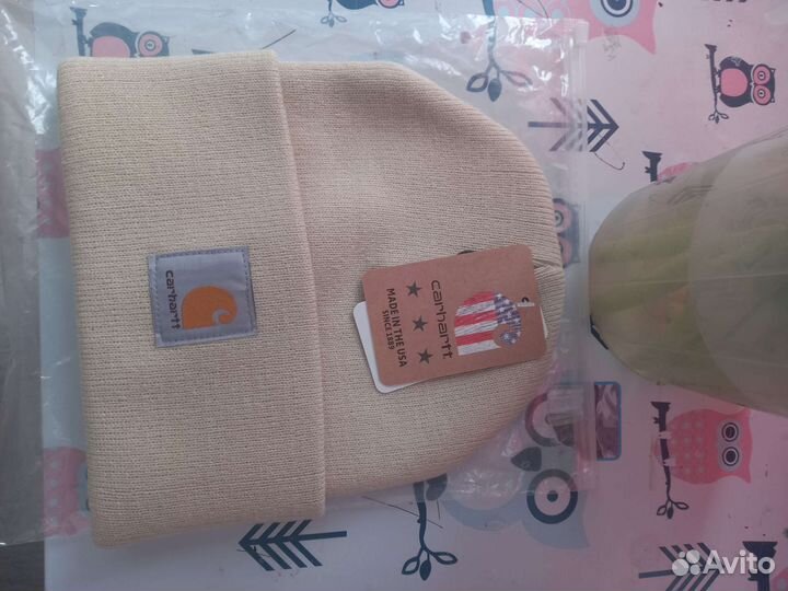 Весенняя шапка Carhartt