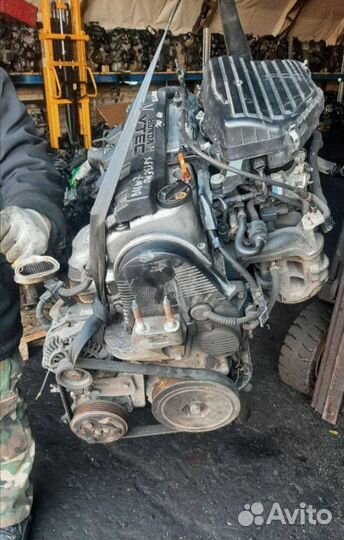 Двигатель Honda Civic 7 2003г D16W7 1.6 бензин