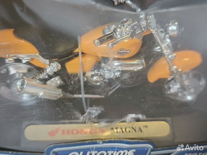 Модель мотоцикла Honda Magna 1/18