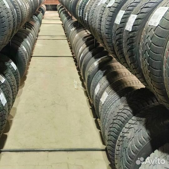 Nexen Roadian GTX 235/60 R18 103H