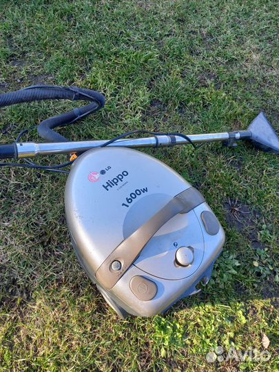 Моющий Пылесос LG Hippo V-C9165WA