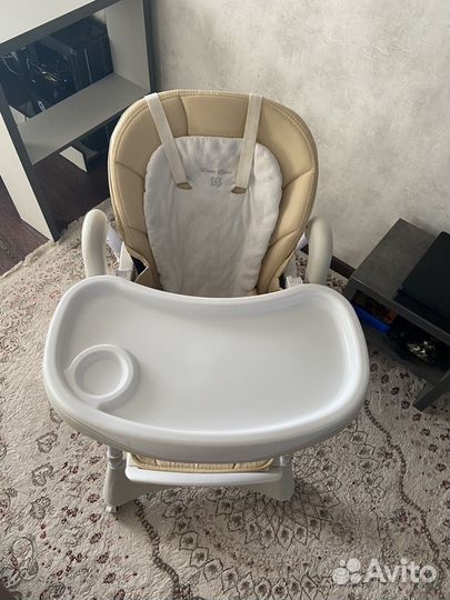 Детский стульчик для кормления