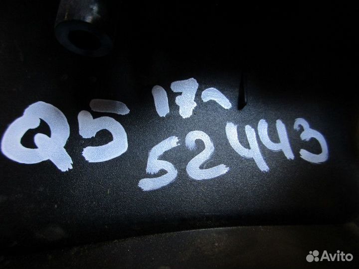 Лючок бензобака Audi Q5 80A 2017 (80A809906)