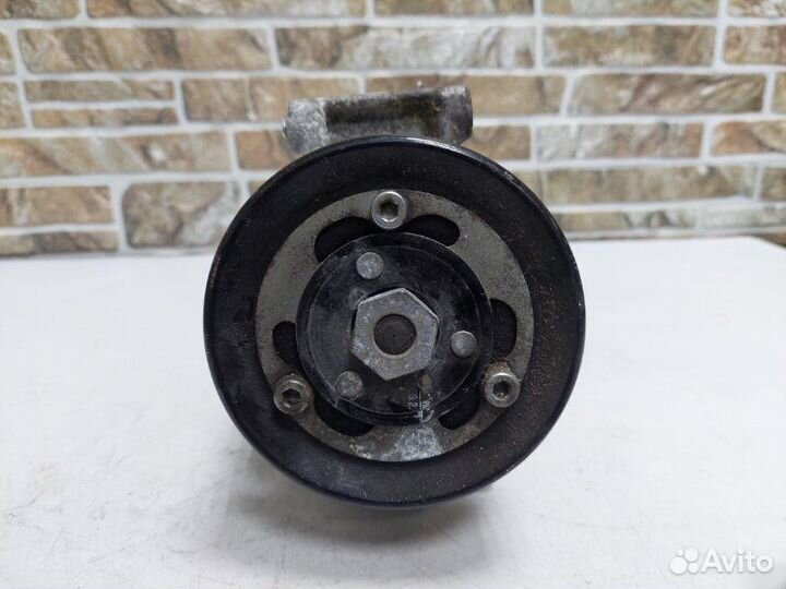 Компрессор системы кондиционирования Volkswagen Ti