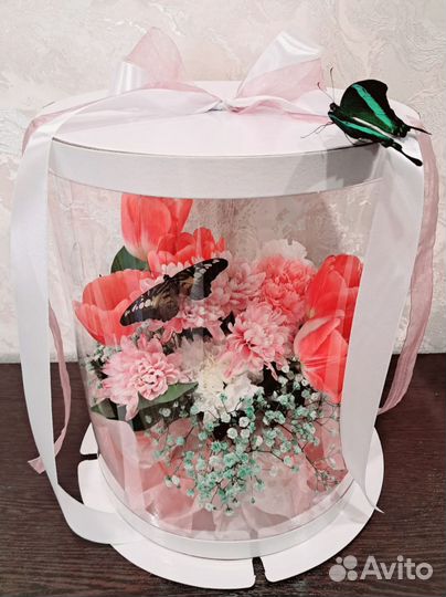 Свадебные букеты с живыми бабочками