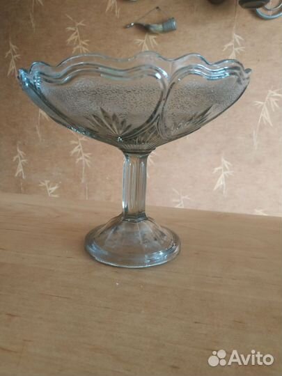 Вазы на ножке и другие