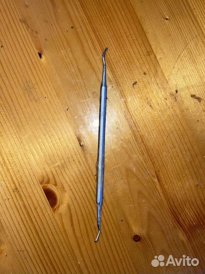 Глатилка дистально-серповидная