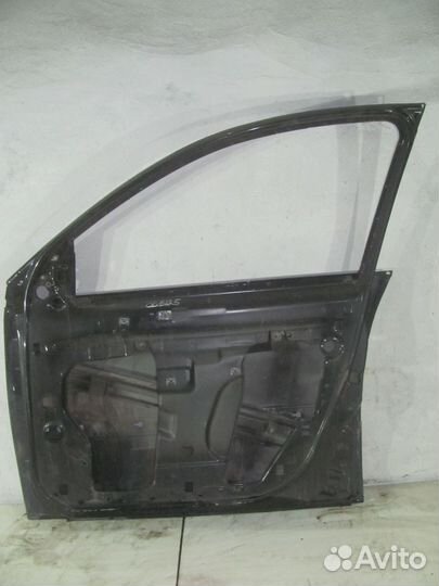 Дверь передняя правая Renault Megane 2 2002-2009