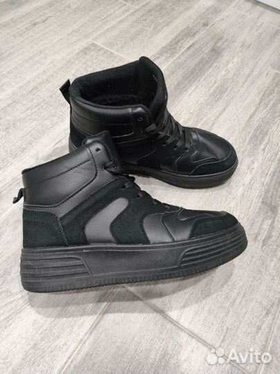 Ботинки женские зимние 38 размера