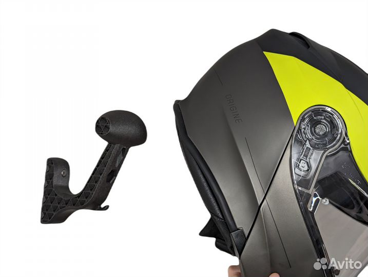 Вешалка - держатель для шлема и головных уборов