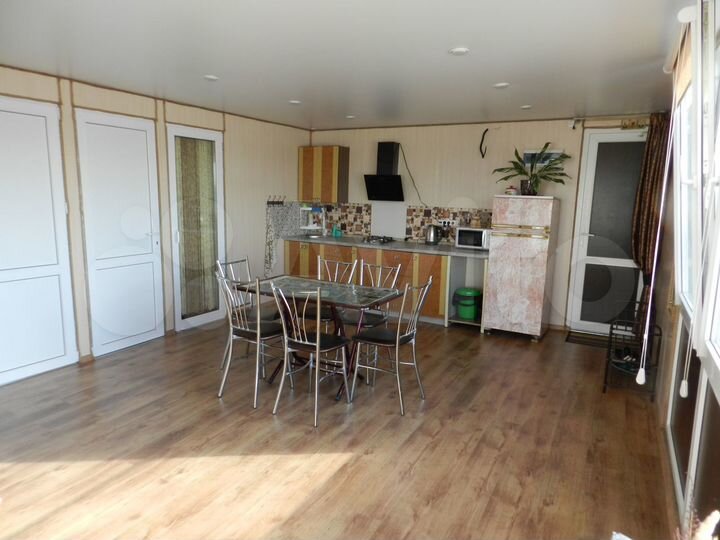 Дом 54 м² на участке 3,3 сот.