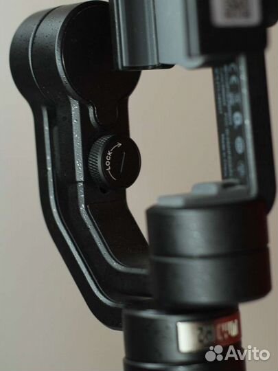 Стабилизатор zhiyun smooth 4