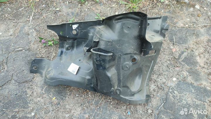 Стакан лонжерона правый VW Polo