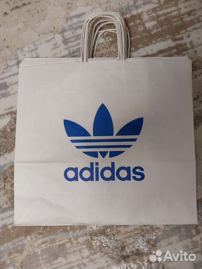 Бумажные пакеты с ручками