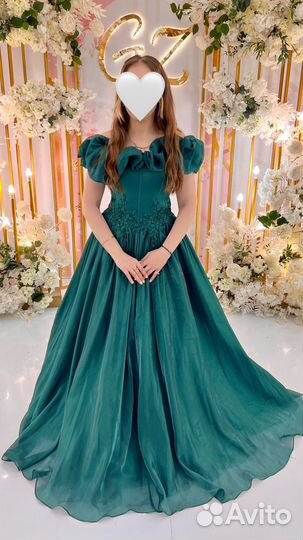 Вечернее платье