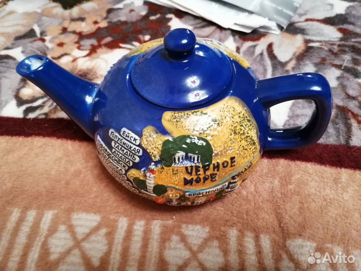 Заварной чайник. заварник чая. фаянс.посуда