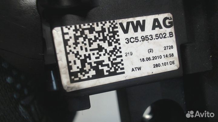 Переключатель поворотов и дворников Volkswagen Pas