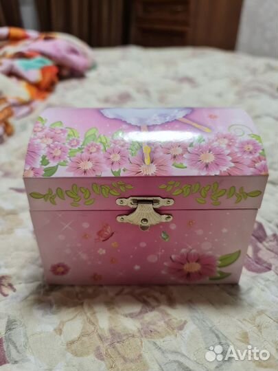 Музыкальная шкатулка с балериной