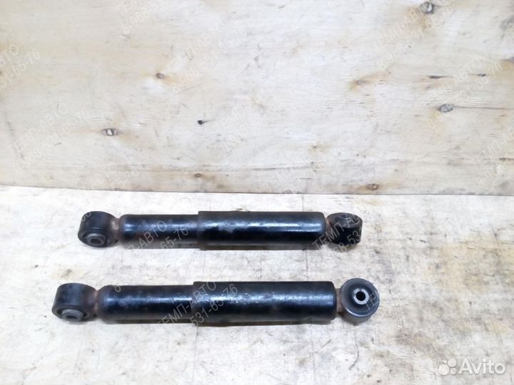 Амортизатор задний VW T5 Т5 (2003-2015)