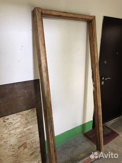 Продам дверь, открывается во внутрь