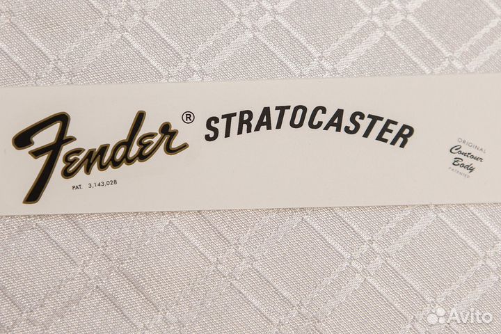 Декаль на гитару Стратокастер логотип