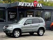 Chevrolet Niva 1.7 MT, 2011, 96 000 км, с пробегом, цена 629 000 руб.