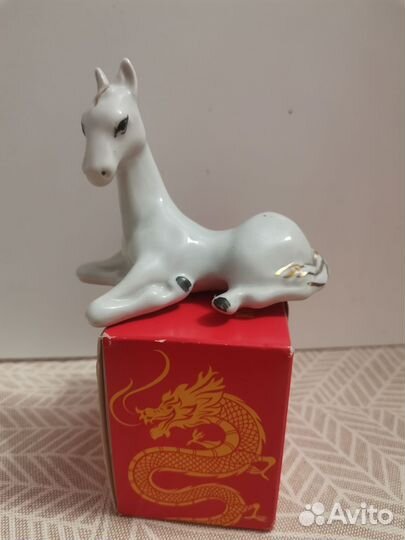 Статуэтки. Ангел. Лошадь. Бык