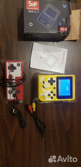 Sup Game Box. Портативная дэнди