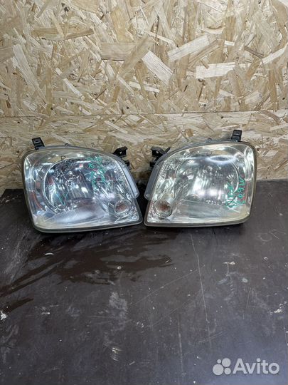 Фары Mitsubishi Dion 2000 CR9W